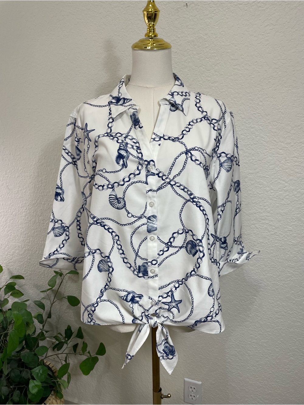 Chico’s Nautical Shell & Chain Tie Front Blouse NWT Size 2.5/14